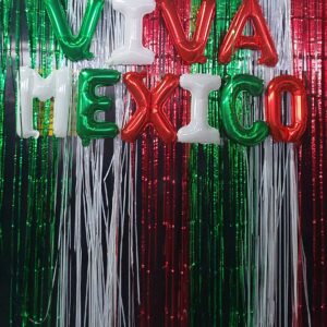 DECORACION VIVA MEXICO CON LETRAS DE GLOBOS